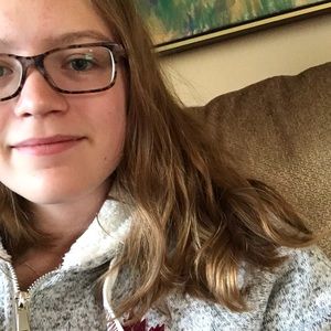 Meet your Posher, Carissa